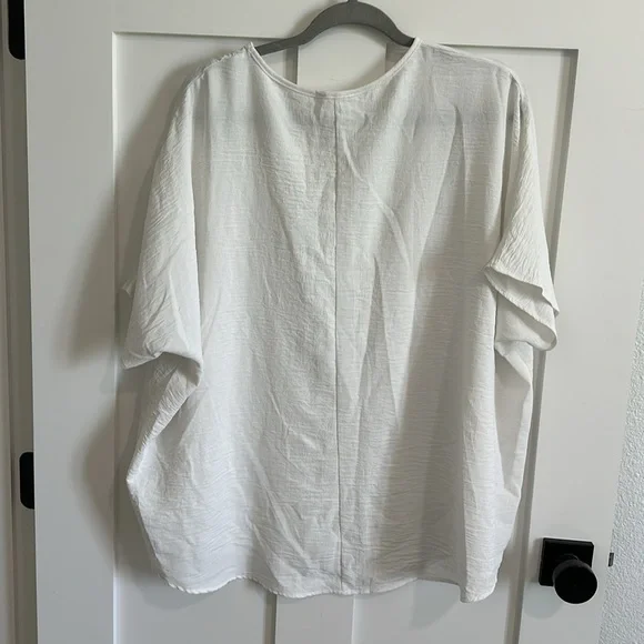 Jodifl Women's M Flutter Sleeve Pocket Tee Shirt White Crepe Texture Oversized - Picture 6 of 11